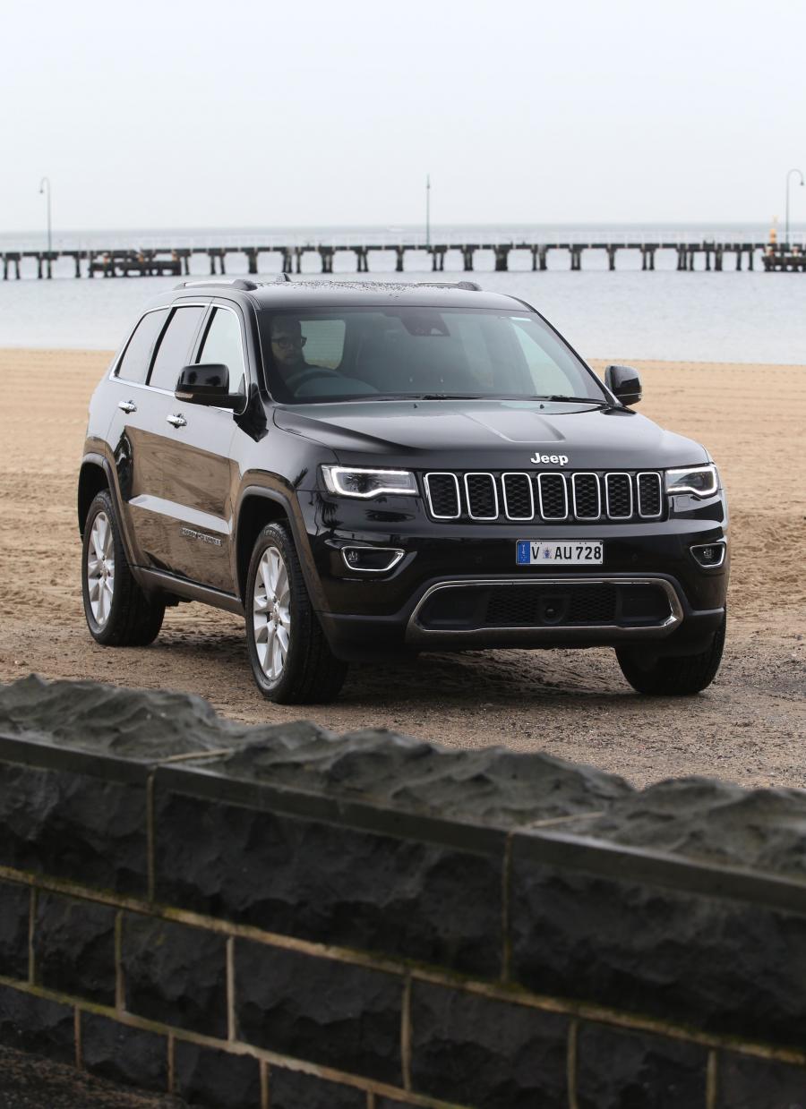  Jeep Grand Cherokee Limited (WK2) 2017 года  (AU) (фото 6 из 19)